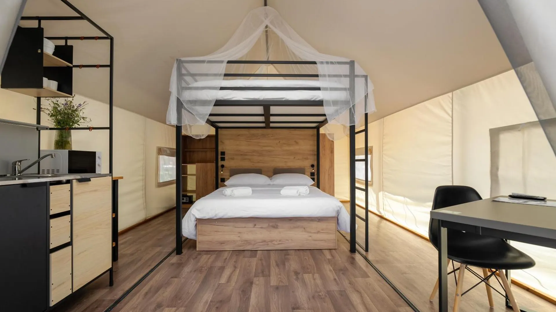 Kamp Banki Green Istrian Village - Holiday Homes & Glamping Tents