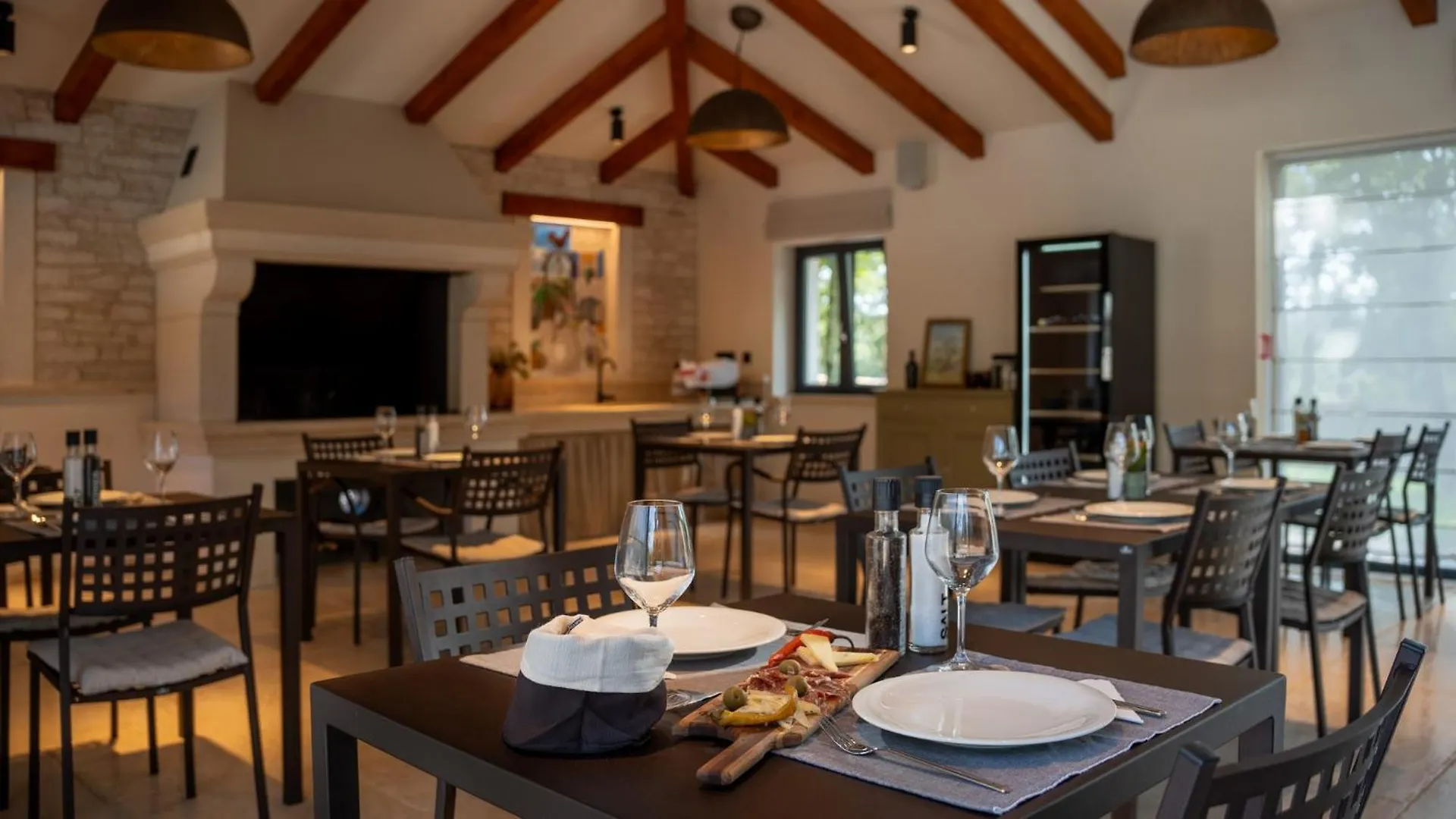 Kamp Banki Green Istrian Village - Holiday Homes & Glamping Tents