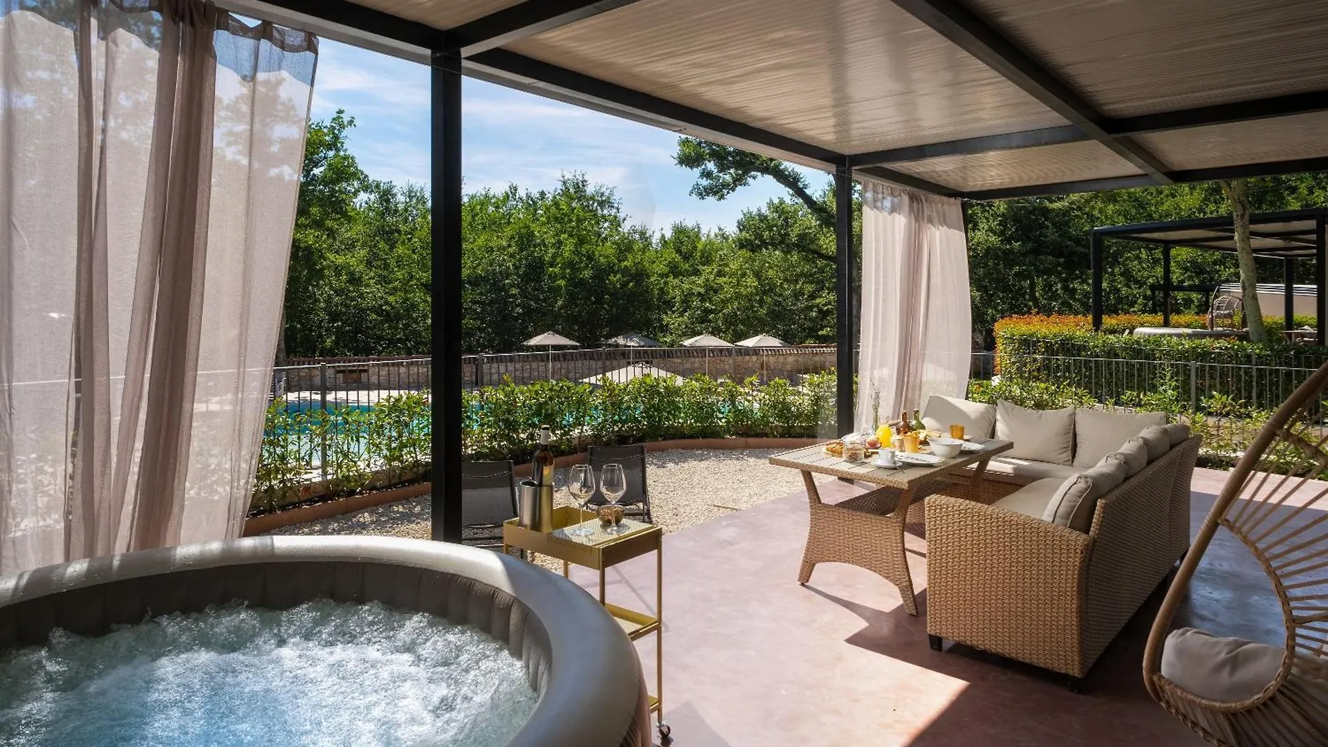 Banki Green Istrian Village - Holiday Homes & Glamping Tents Basici